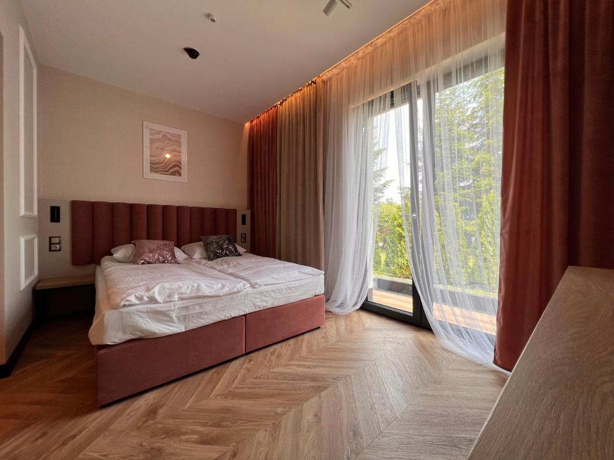 Resto Inn - Smart Apartamenty Blisko Energylandii Polwies Exterior foto